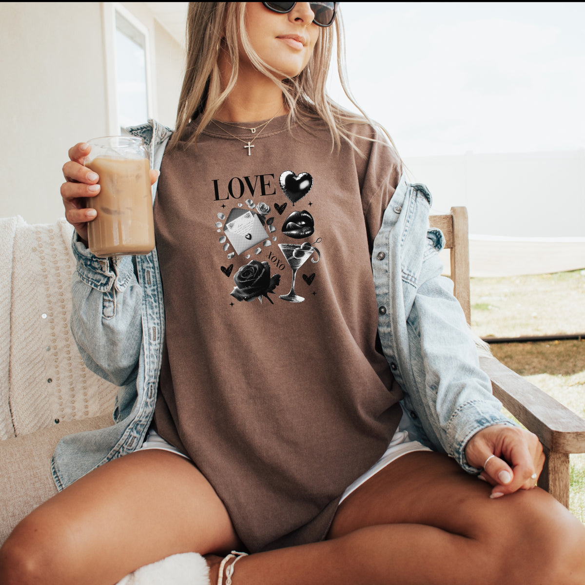 Black Love Xoxo Valentines - Comfort Colors T-Shirt 