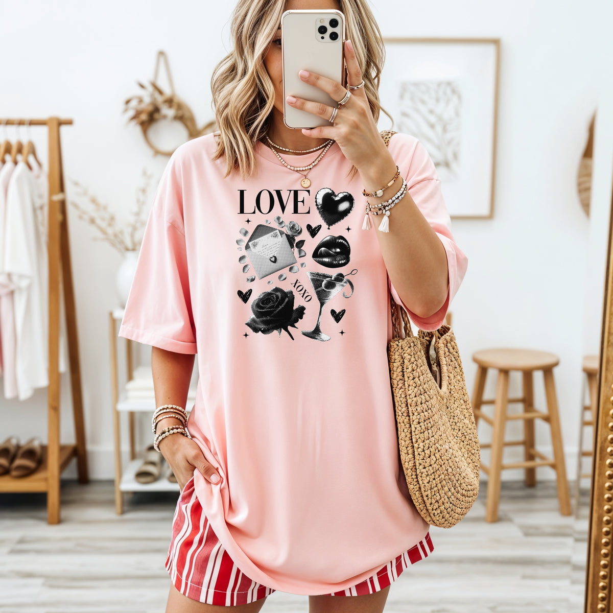 Black Love Xoxo Valentines - Comfort Colors T-Shirt 