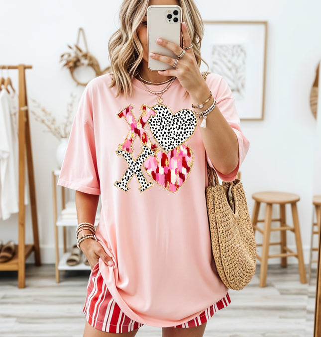 Xoxo And Checkered Heart - Adult Comfort Colors T-Shirt