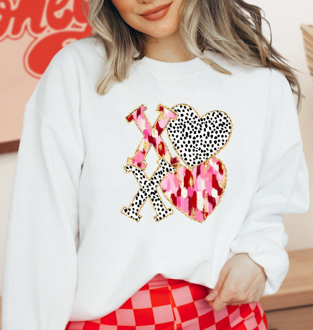Xoxo And Checkered Heart - Adult Crewneck Sweatshirt