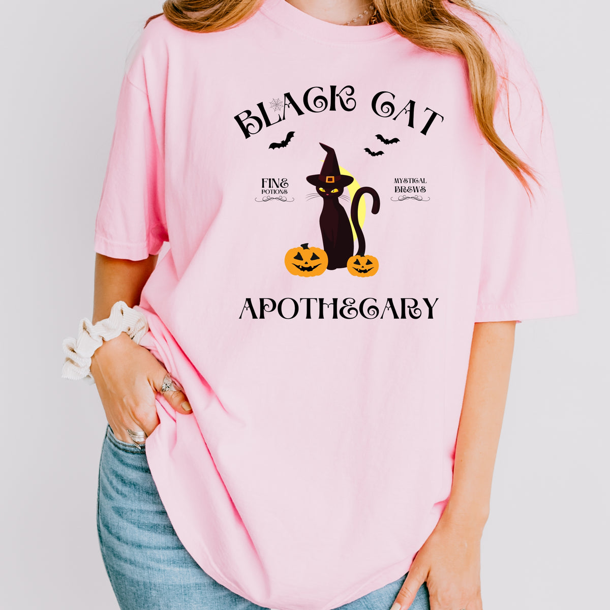 Black Cat Apothecary Halloween - Comfort Colors T-Shirt 