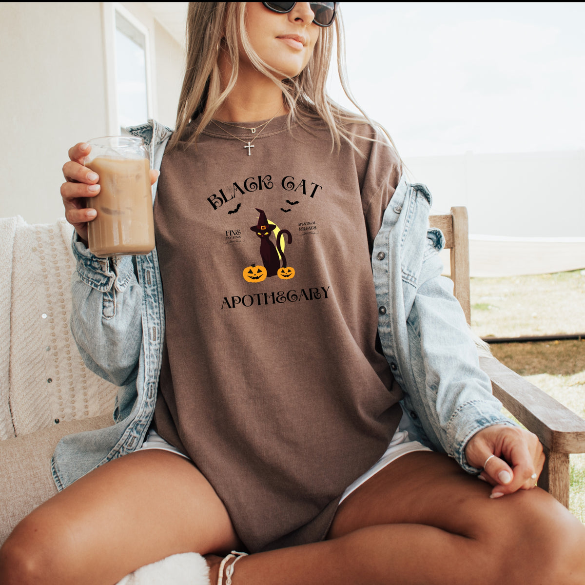 Black Cat Apothecary Halloween - Comfort Colors T-Shirt 