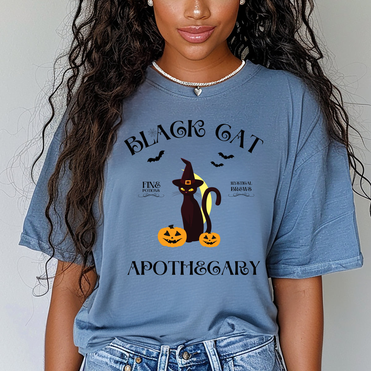 Black Cat Apothecary Halloween - Comfort Colors T-Shirt 