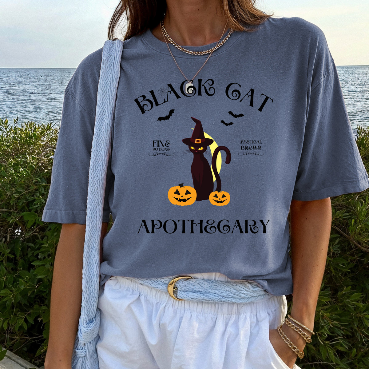 Black Cat Apothecary Halloween - Comfort Colors T-Shirt 