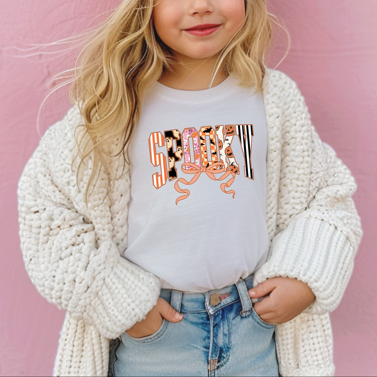 Cute Halloween Spooky Print Retro Ghosts & Pumpkins with Ribbon Printed Comfort Colors T-Shirt 