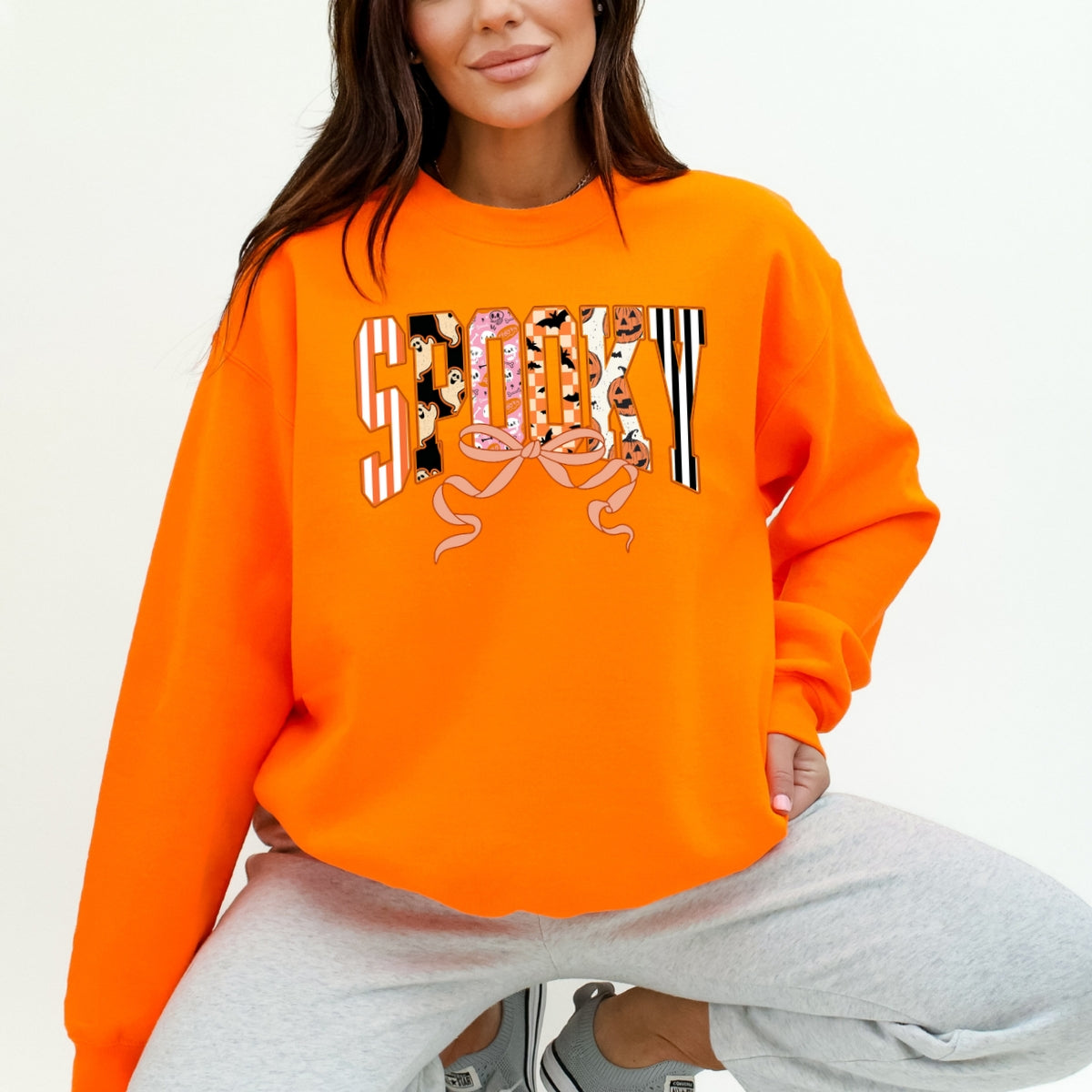 Cute Halloween Spooky Print Retro Ghosts & Pumpkins with Ribbon Printed Crewneck Sweatshirt
