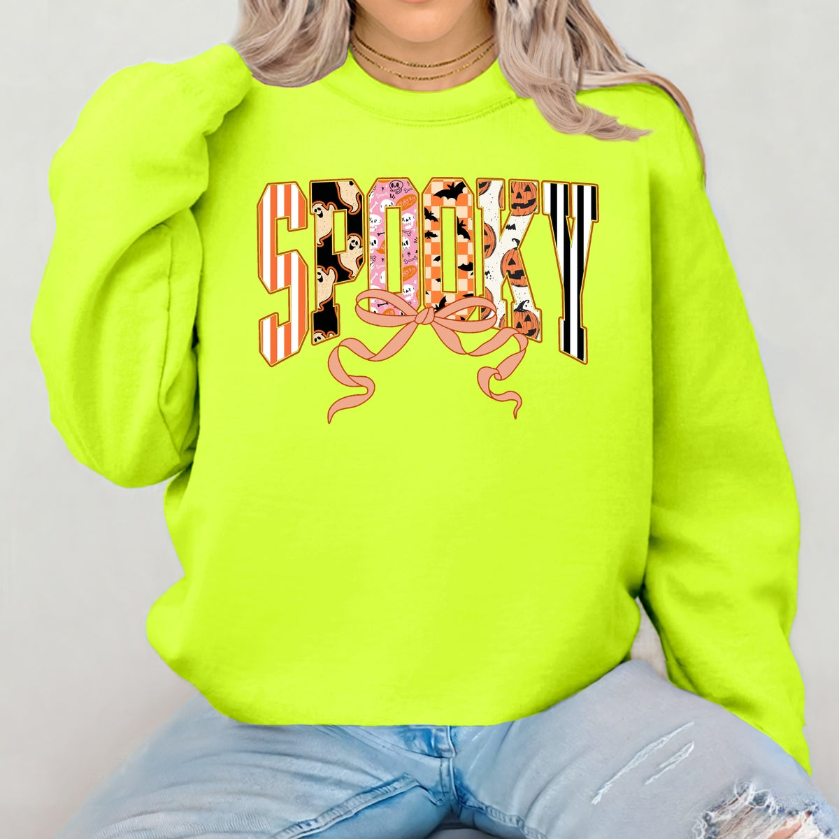 Cute Halloween Spooky Print Retro Ghosts & Pumpkins with Ribbon Printed Crewneck Sweatshirt