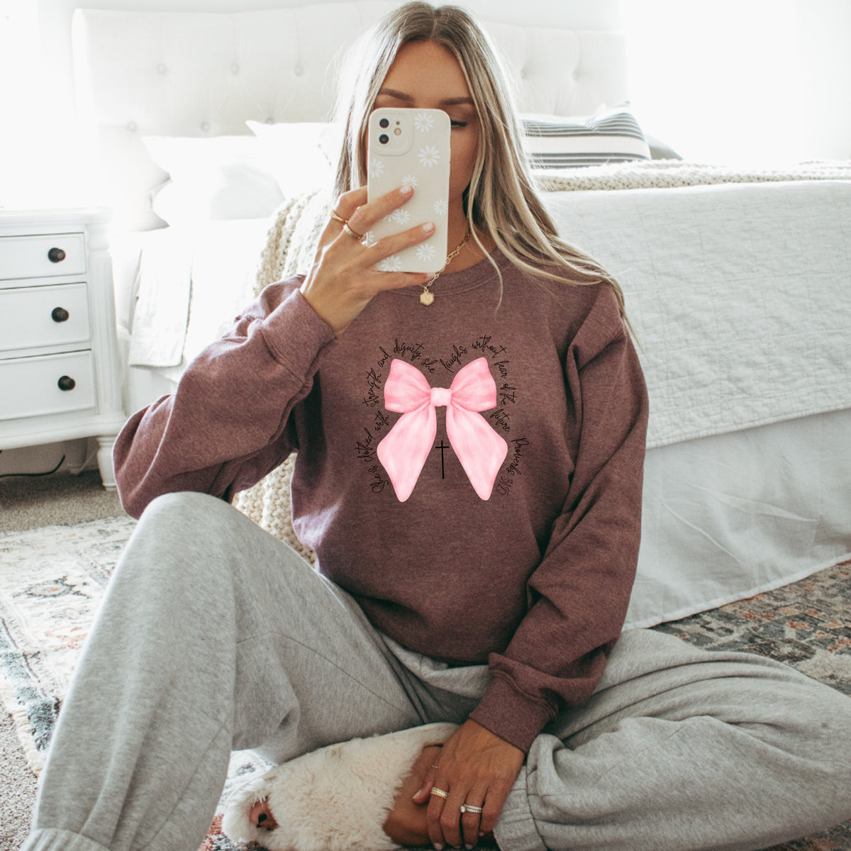 Bow Verse Light Pink - Crewneck Sweatshirt