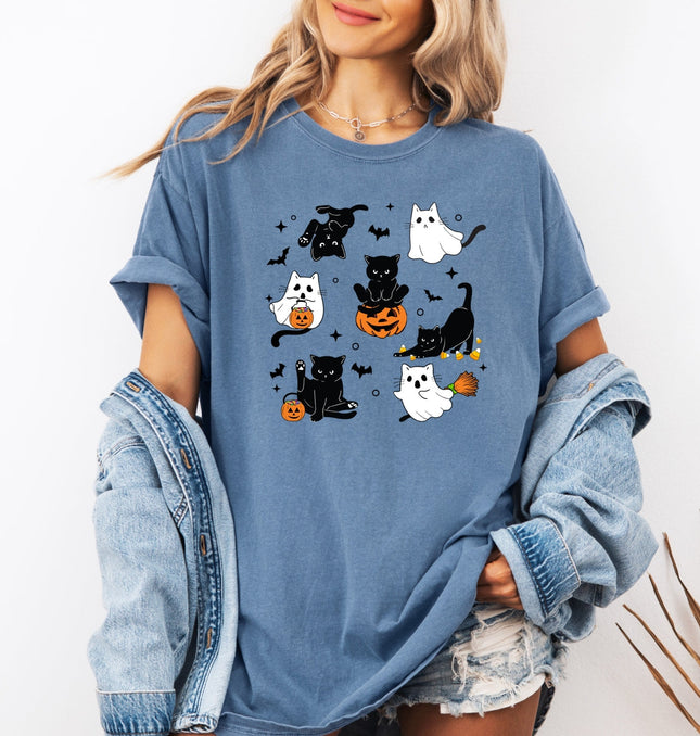 Cute Halloween Ghost Cat  Printed Comfort Colors T-Shirt 