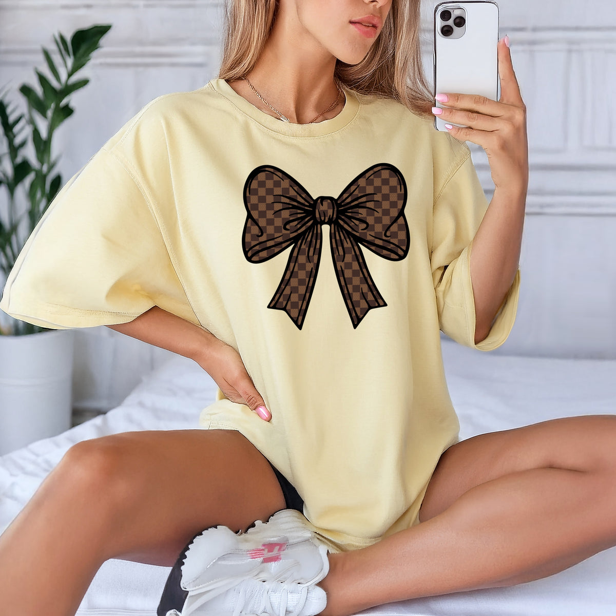 Checkered Bow - Comfort Colors T-Shirt 